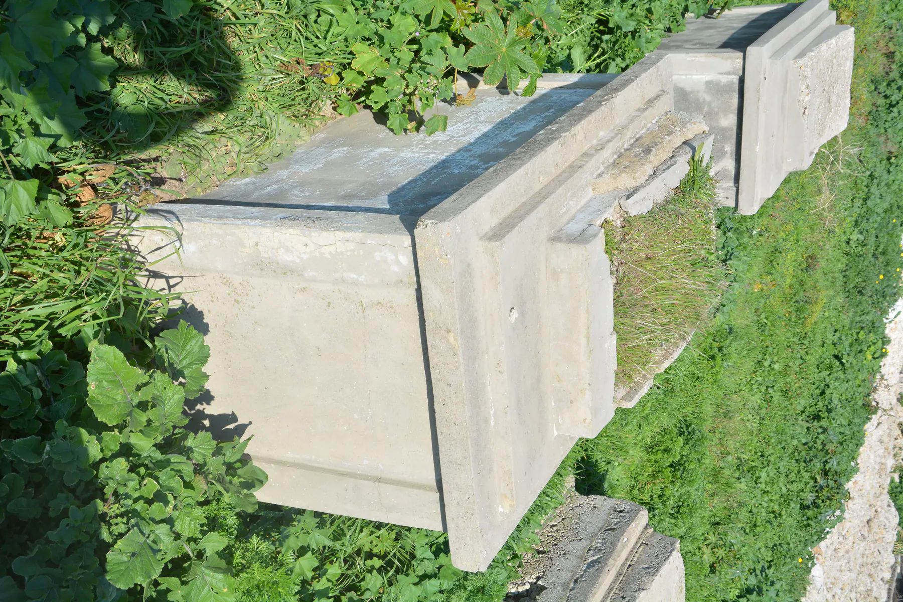 Tomb A18 for Youssef LEVY BASSAL, photograph 6 at the Jewish Cemetery of Saida