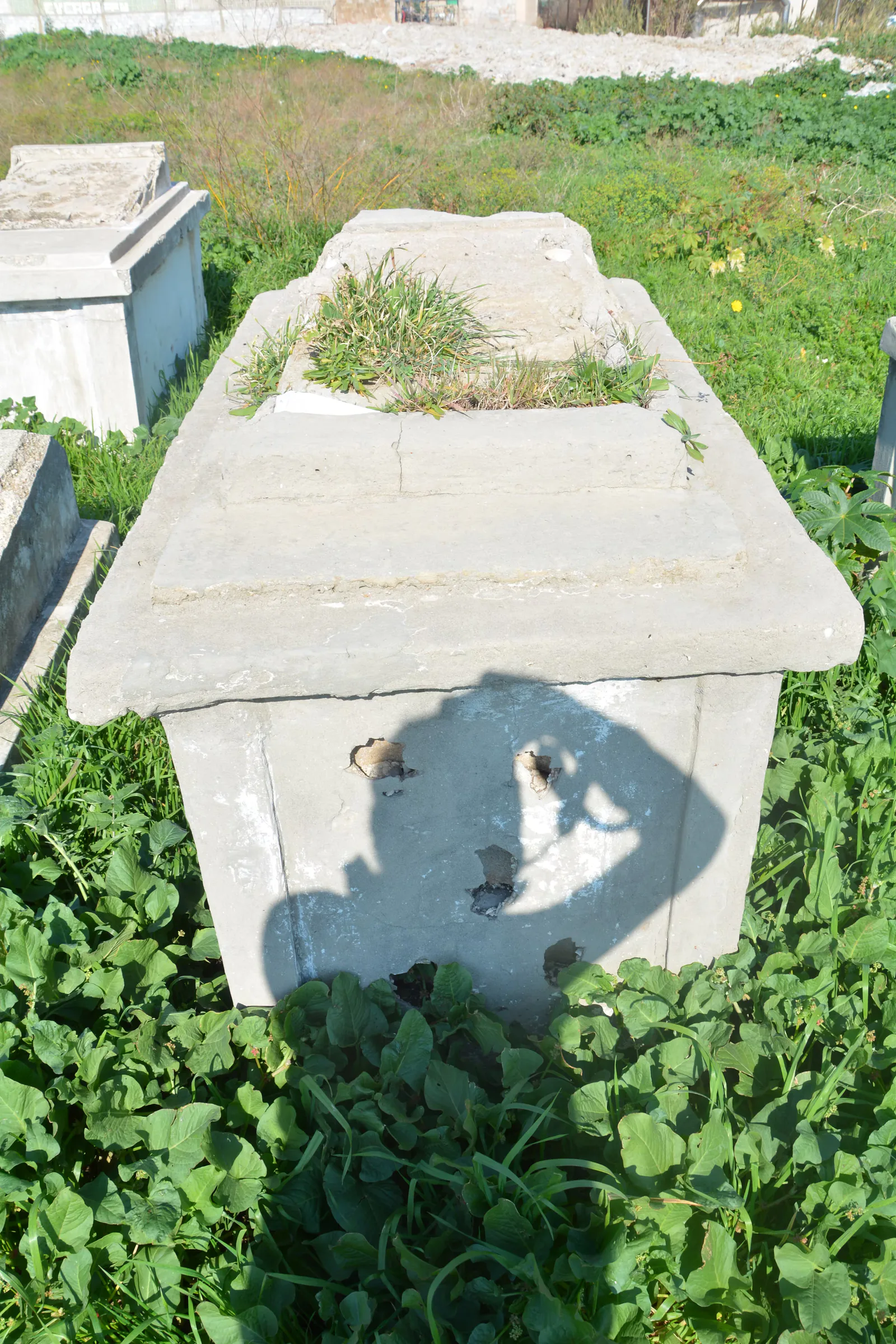 Tomb A7 for Moussa LEVY, photograph 5 at the Jewish Cemetery of Saida