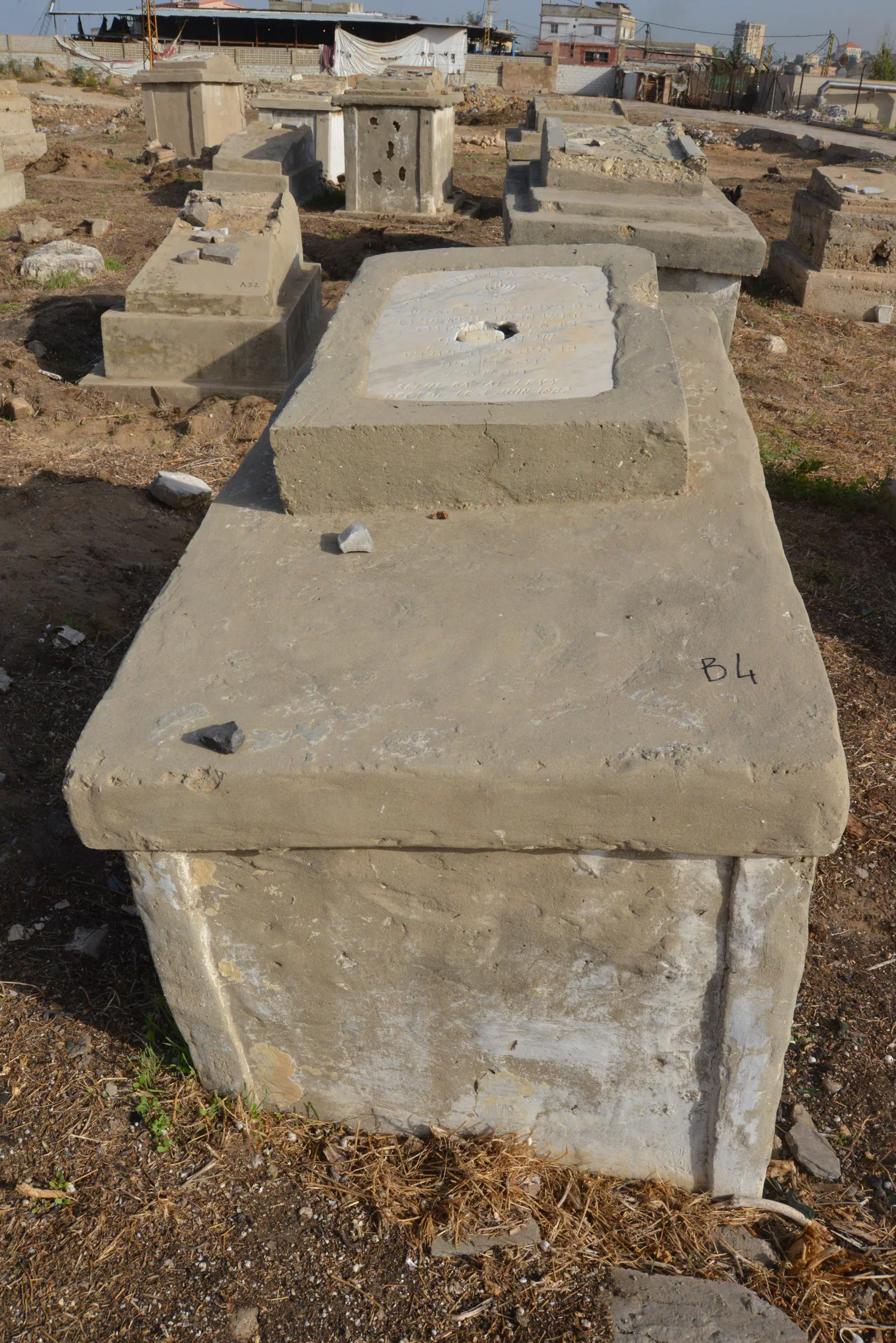 Tomb B4 for Chlomo Salim LEVY BASSAL, photograph 5 at the Jewish Cemetery of Saida