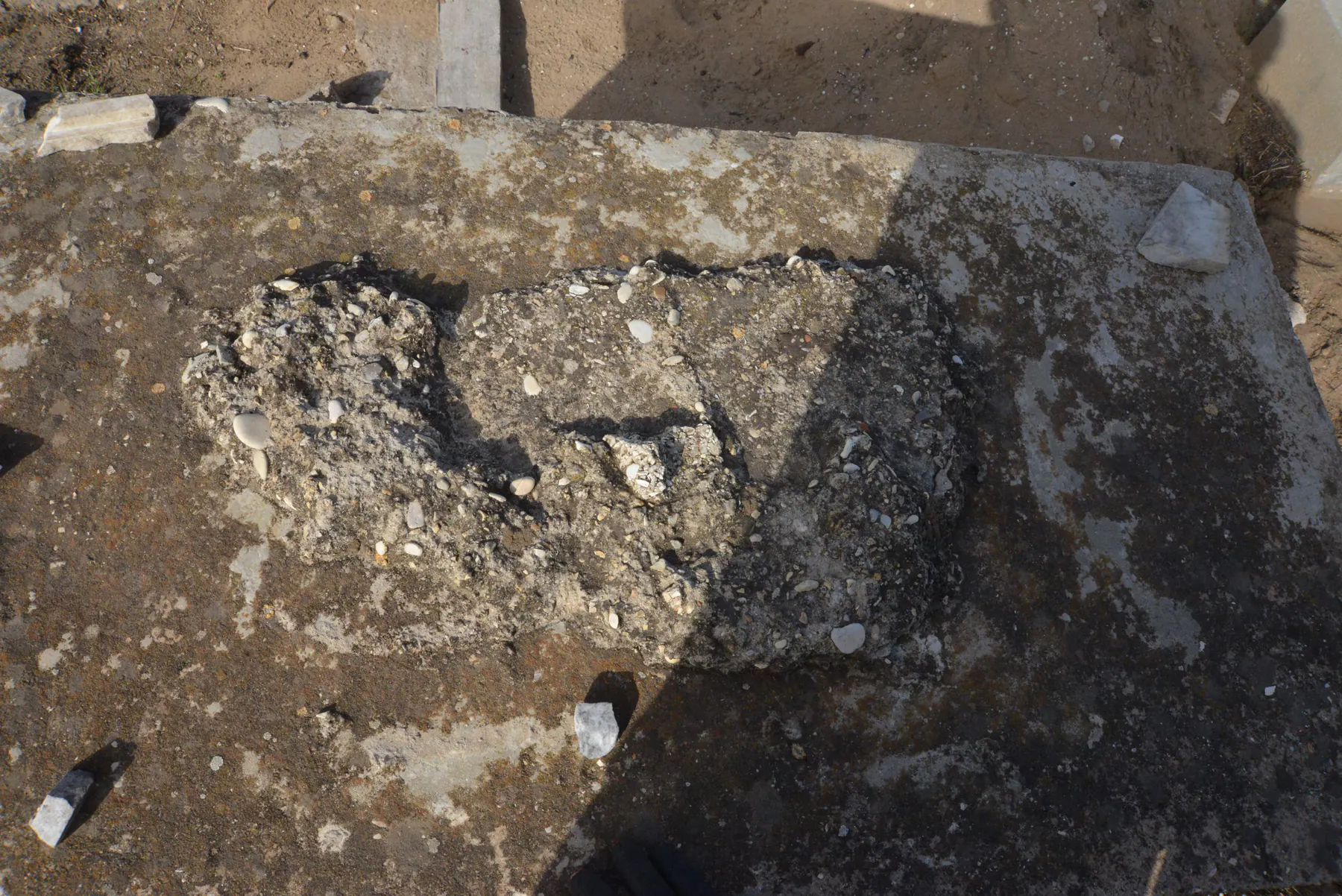 Tomb B5 for Farideh LEVY, photograph 3 at the Jewish Cemetery of Saida