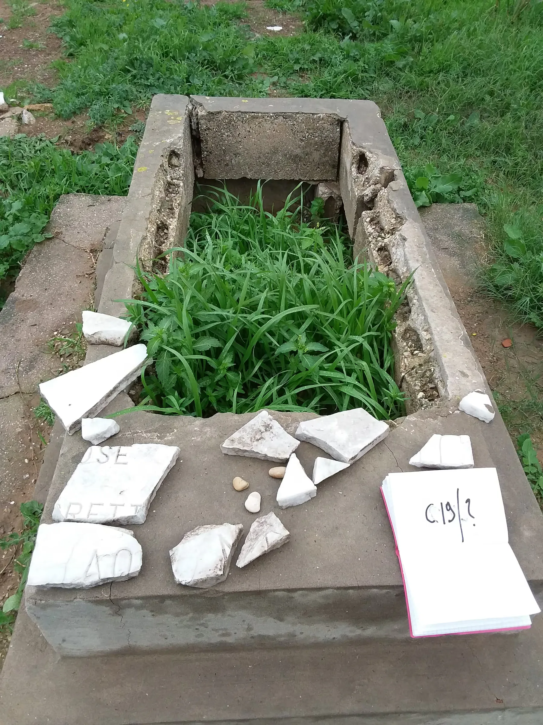 Tomb C19 for Aouni FAKS at the Jewish Cemetery of Saida