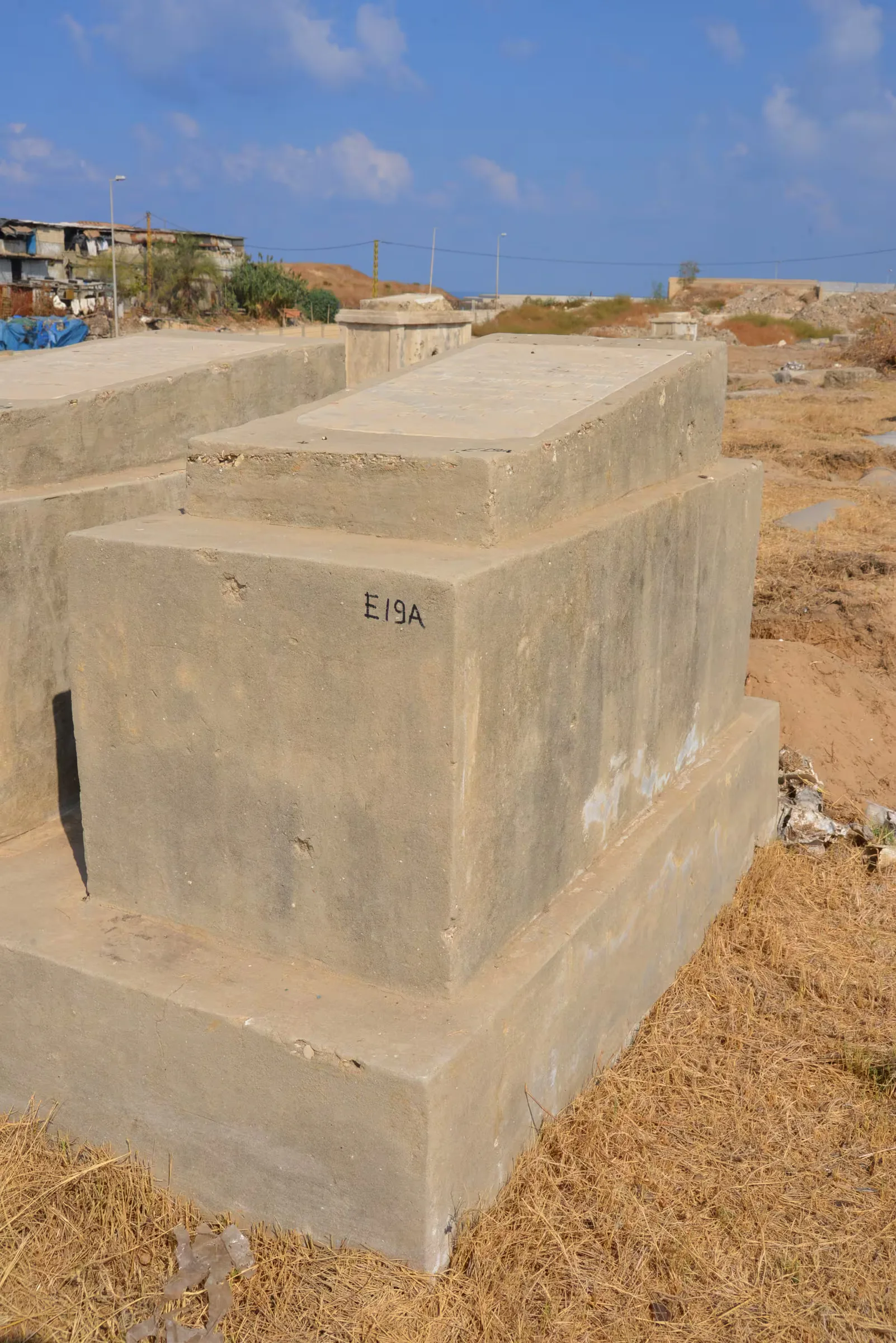 Tomb E19A for Haïm POLITI, photograph 5 at the Jewish Cemetery of Saida