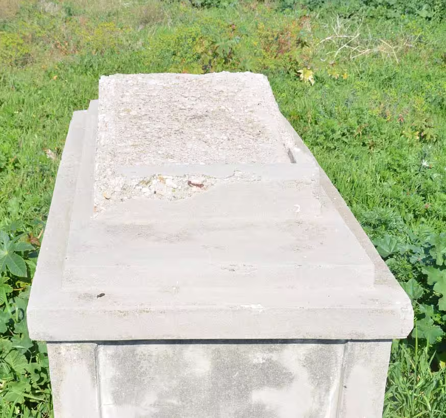 Tomb A6 for Malakeh LEVY BASSAL at the Jewish Cemetery of Saida